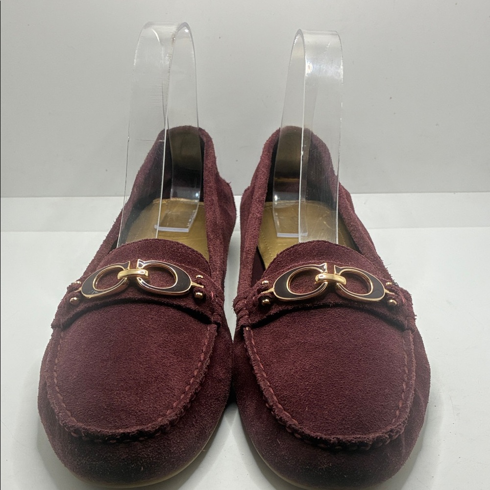 COACH WOMANS FORTUNATA SUEDE DRIVER MOCCASIN LOAFERS / GOLD HARDWARE SIZE 8